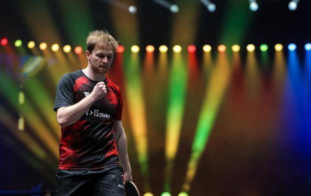 的多元构成 的多元构成