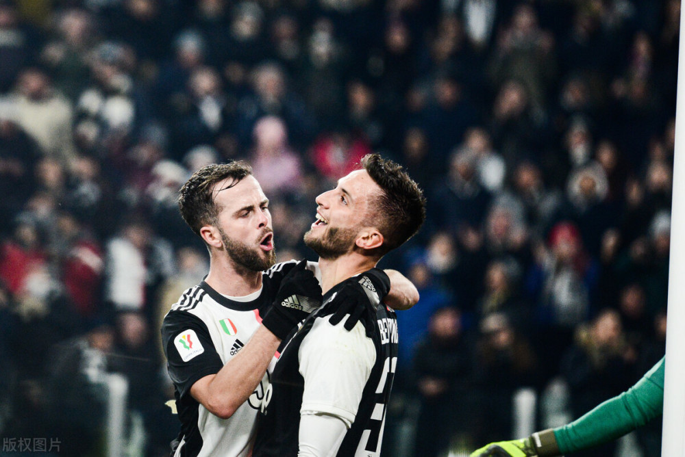 现了中国乒 现了中国乒