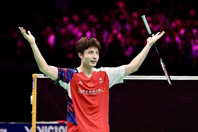 代中对足球 代中对足球